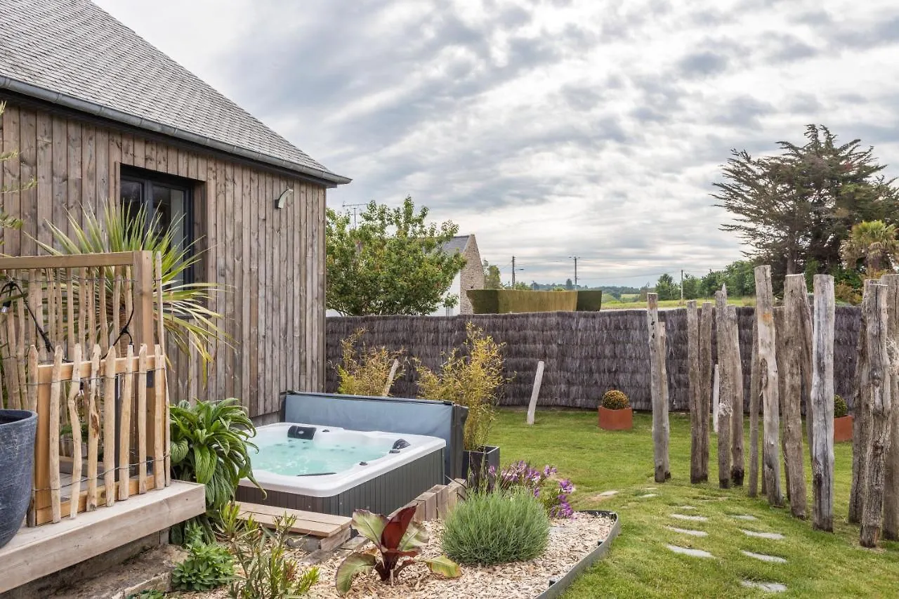 Holiday home Les Demoiselles Du Bord De Mer Cancale