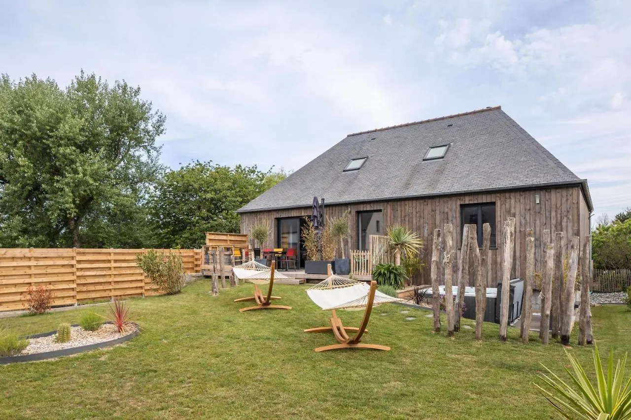 Les Demoiselles Du Bord De Mer Cancale Holiday home